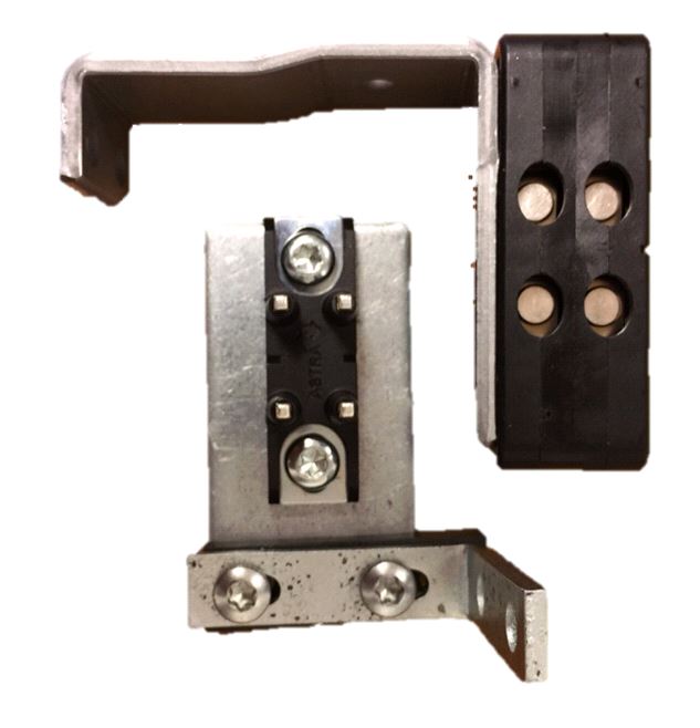 Dubbelkontakt Viksam, komplett med fästvinklar, ink Låspinne